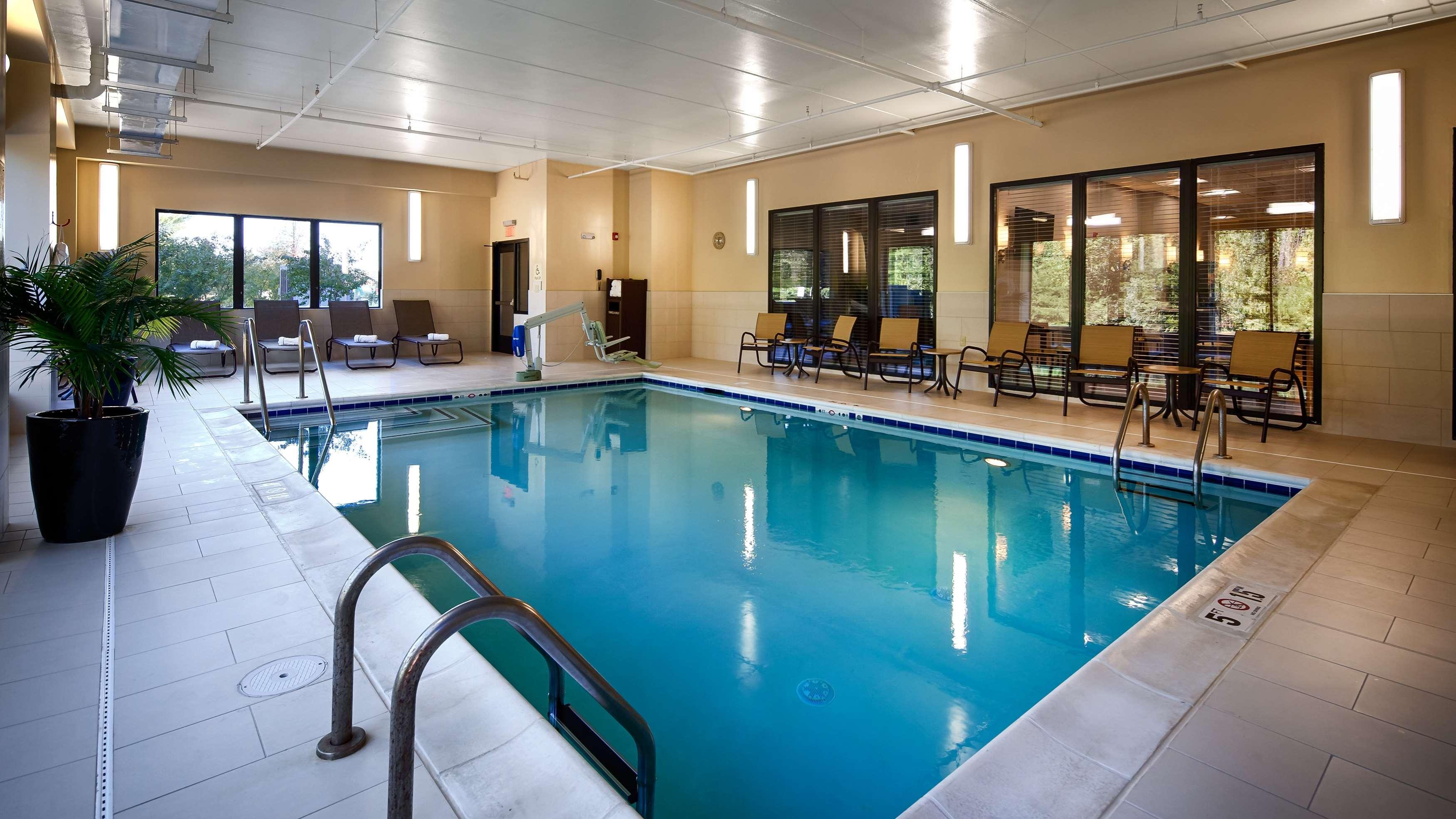 Best Western Plus Thornburg Inn & Suites Exterior foto