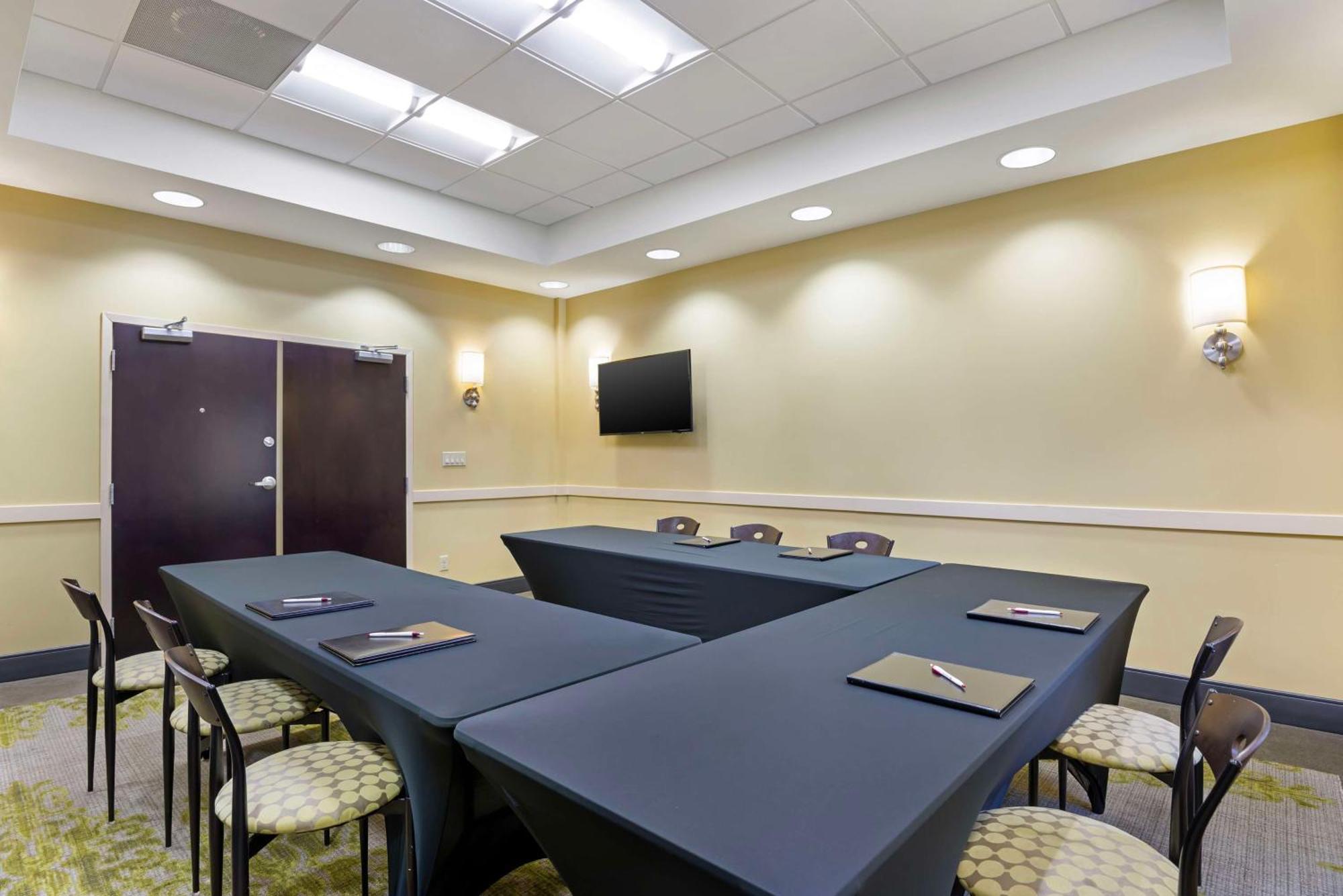 Best Western Plus Thornburg Inn & Suites Exterior foto