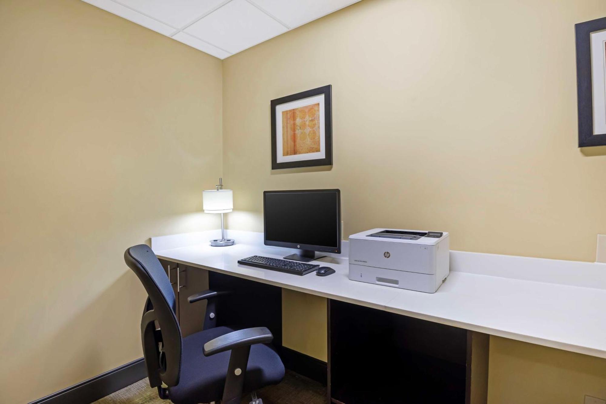 Best Western Plus Thornburg Inn & Suites Exterior foto