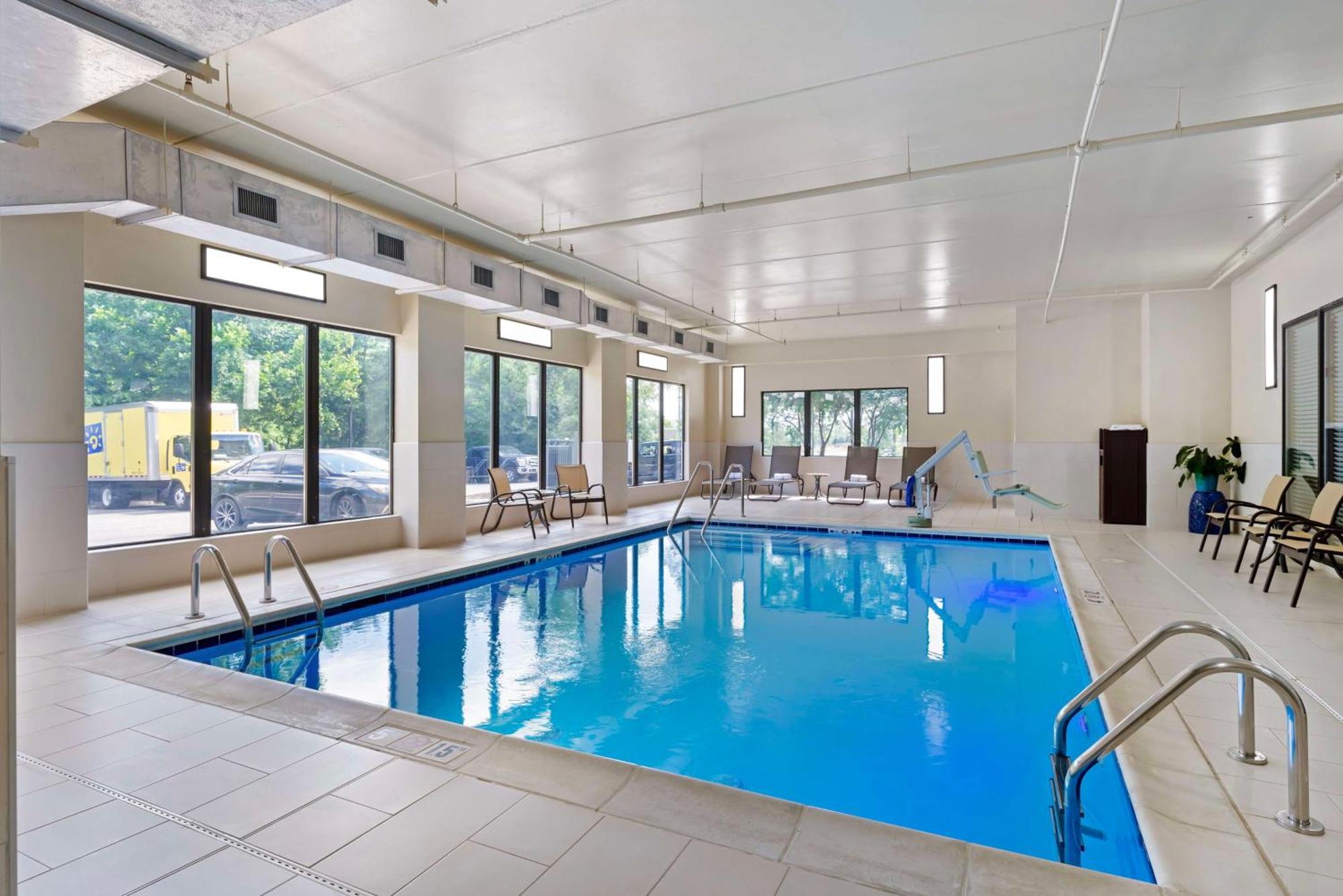 Best Western Plus Thornburg Inn & Suites Exterior foto