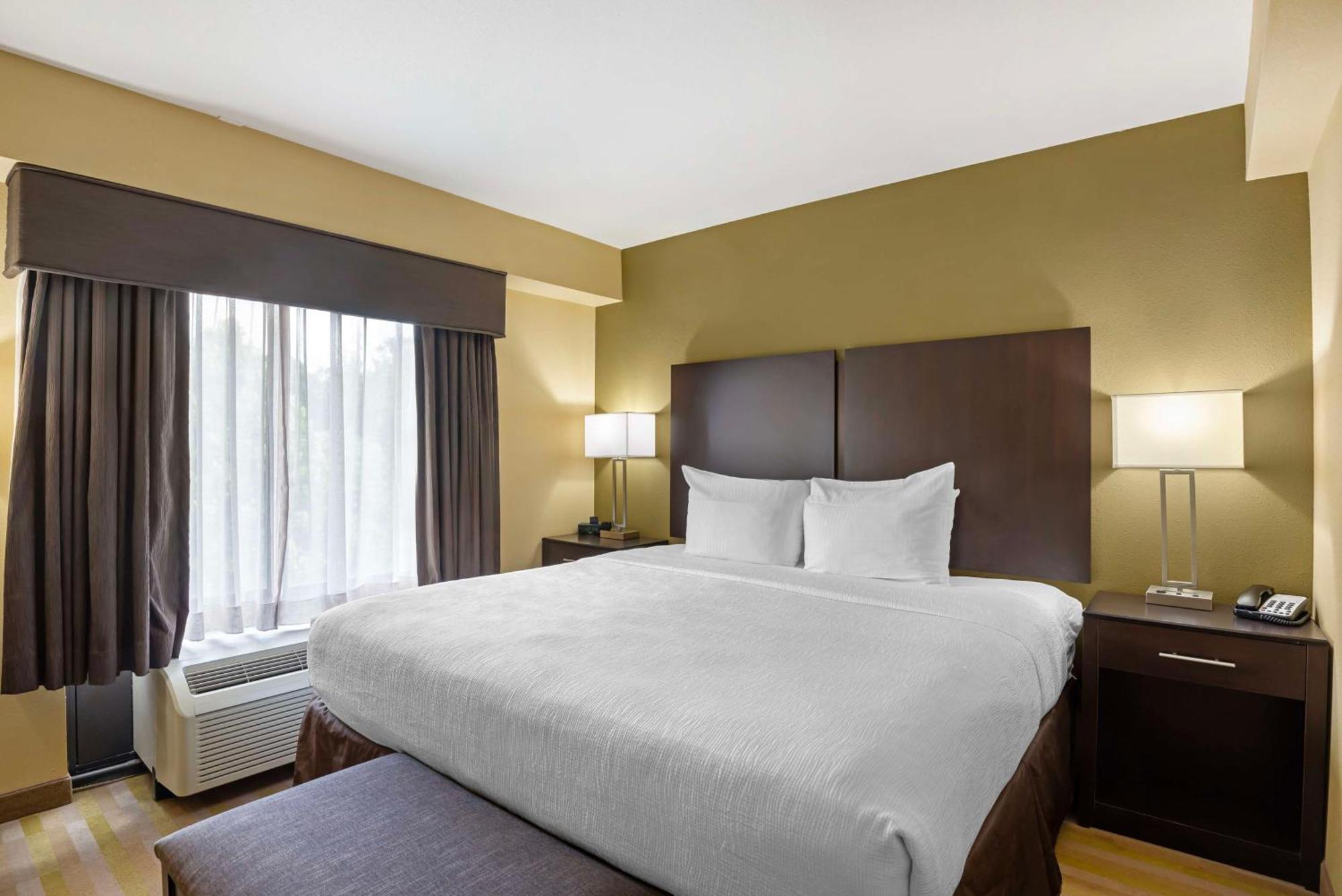Best Western Plus Thornburg Inn & Suites Exterior foto